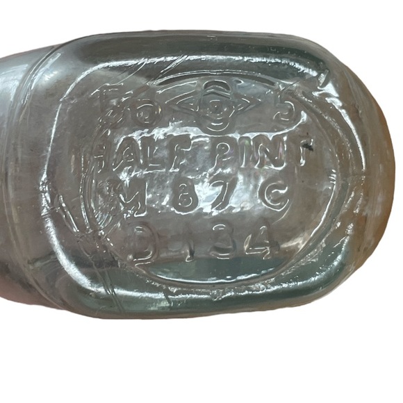 VINTAGE BOTTLES➕(2) Old Quaker & Gebheardt Eagle - Picture 6 of 6